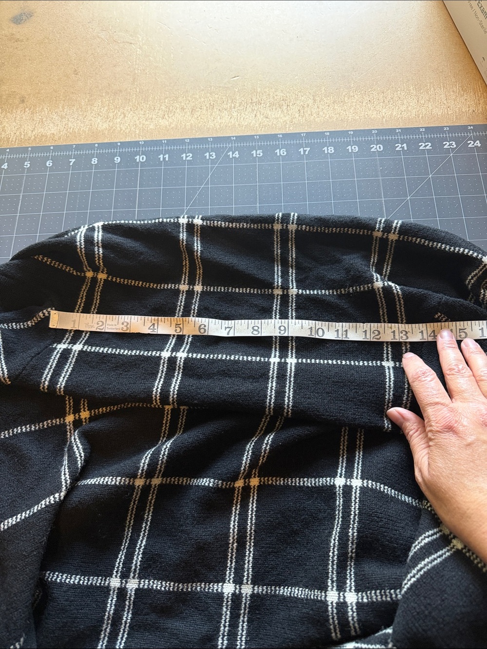 Lauren Ralph Lauren Black & Ivory 100% Lambswool Plaid Open Front Cardigan - Picture 5 of 7